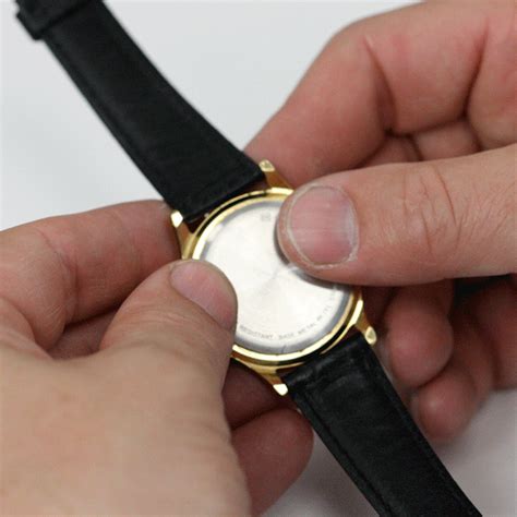 how to replace watch back.